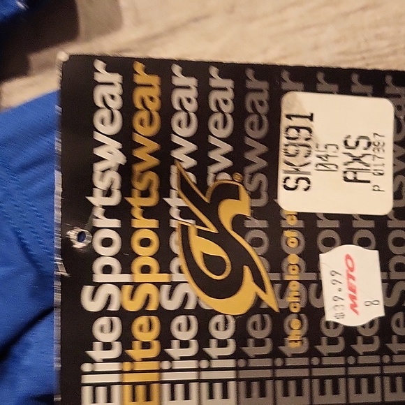 Brand new light jacket AXS - Picture 3 of 3